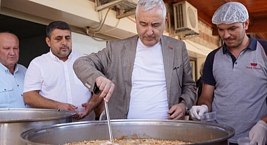 Kemalpaşa'da Aşure Bereketi Paylaşıldı