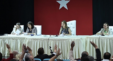 Konak Belediye Meclisi’nde doğalgaz müjdesi