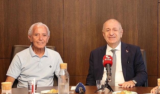 Özdağ, İzmir'de iş dünyası temsilcileriyle buluştu