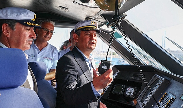 Özel,deniz otobüsüyle Didim'den Bodrum'a gitti