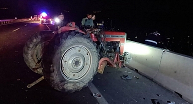 Salihli'de kamyon ile çarpışan traktörün sürücüsü öldü