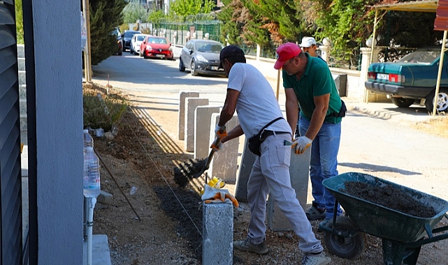 Barbaros’un Kaldırımları Yenileniyor
