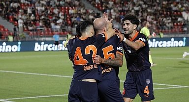 Başakşehir Tiflis'te avantajı kaptı