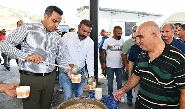 Başkan Yıldız’dan Personele Aşure İkramı