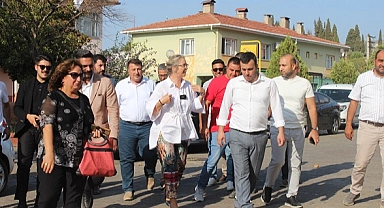 Çankırı, Ödemiş'te yangın mağduru vatandaşlarla görüştü