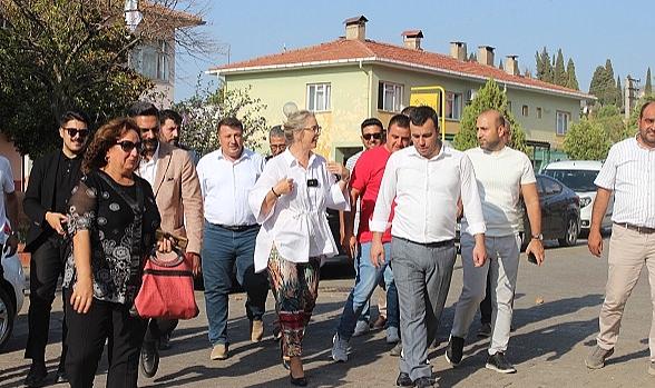 Çankırı, Ödemiş'te yangın mağduru vatandaşlarla görüştü