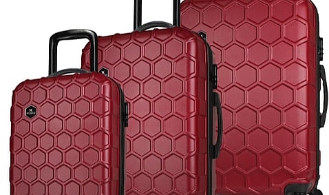 Dayanıklı ve Hafif Valizler: Uzun Yolculuklar İçin En İyi Seçimler