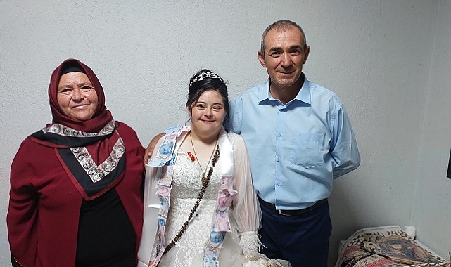 Down sendromlu Esra'nın düğün hayali gerçek oldu