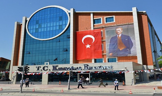 Eski Başkanın yeğeni çöpe gönderildi!