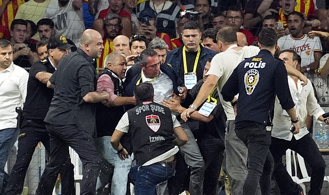 Göztepe&#039;ye 2 maç saha kapama cezası