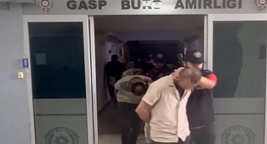 İş yeri sahibinin ellerini kollarını bağlayıp darbedip gasp ettiler