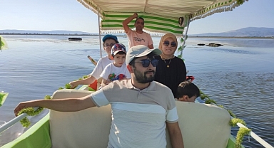 Işıklı Gölü’nde Nilüferler bitti,