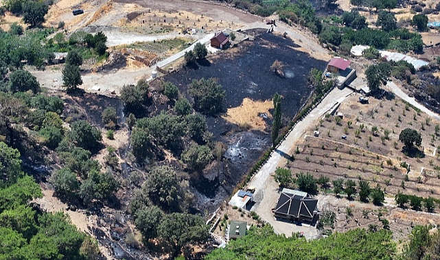 İzmir’de yanan alanlar dronla görüntülendi