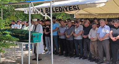 Kaza'da yaralanan kurye hastanede hayatını kaybetti