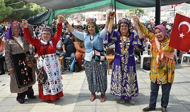 Manisa Bağ Bozumu Ve Yörük Şenliğinde Geri Sayım Başladı