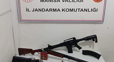 Manisa'da 4 ruhsatsız silah ele geçirildi