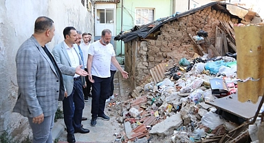 Yapamayacaksanız devredin, bakanlık yapsın!