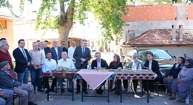 AK Parti’li Kasapoğlu, seçim şampiyonu mahalleyi unutmadı