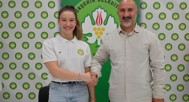 Ayşe Begüm Onbaşı, yeniden Manisa Büyükşehir Belediyespor'da