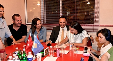 Başkan Eşki'den Bornova Arnavutları’na ziyaret
