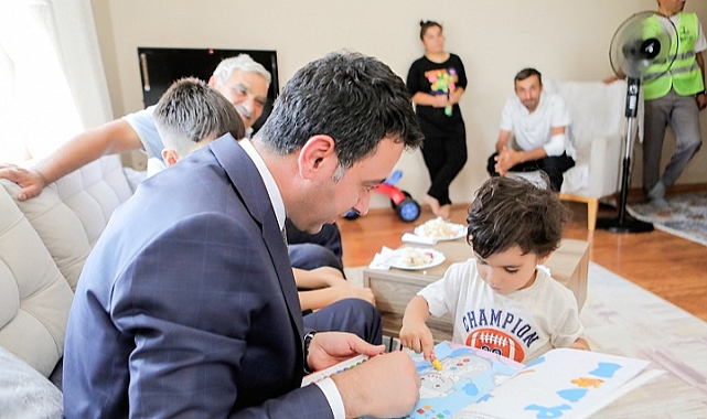 Başkan Önal’dan afetzede Arda’ya doğum günü sürprizi