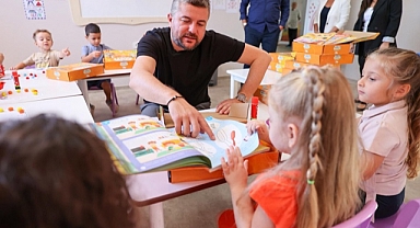 Buca Belediyesi’nden miniklere ücretsiz eğitim seti