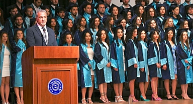 Diş Hekimliği Fakültesi, 2024 Mezunlarını Uğurladı