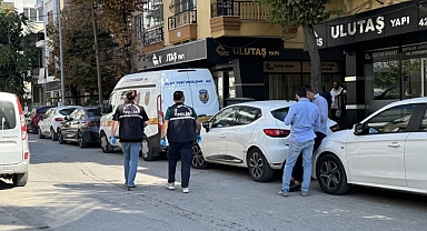 İzmir'de çıkan kavgada bıçaklanan kişi öldü