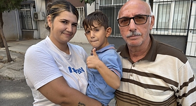 İzmir'de sahipsiz köpeğin çocuğa saldırdı