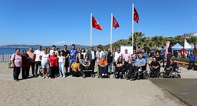 Kırmızı Bayraklı İlk Sahil Gümüldür’de