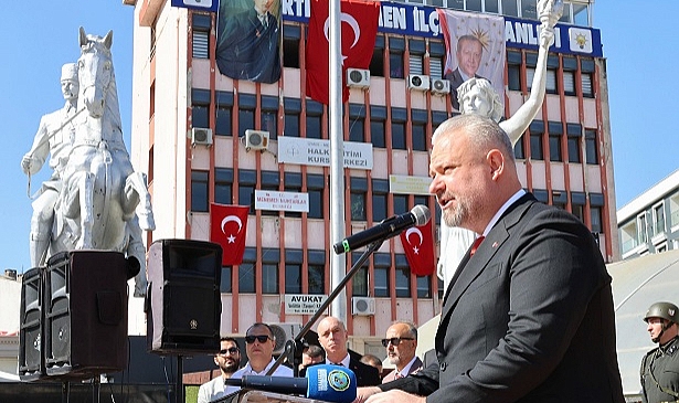 Menemen’de Kurtuluş Coşkusu