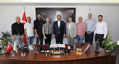 Narlıdere’de Memurların Yüzünü Güldüren Sözleşme