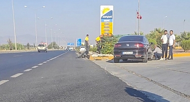Otomobil ile çarpışan motosikletteki çocuk öldü