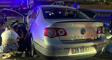 Otomobil su tankerine çarptı, biri bebek 3 kişi öldü