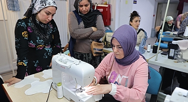 “Adettendir Üretiyoruz” atölyesi Konaklı kadınlarla buluştu