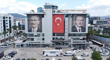 AK Parti İzmir'de Sarsıntı