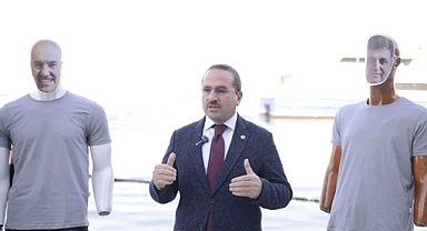 AK Parti'li Kırkpınar'dan mankenli tepki