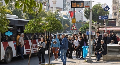 Akıllı Duraklar Büyükşehirlerle Devrede
