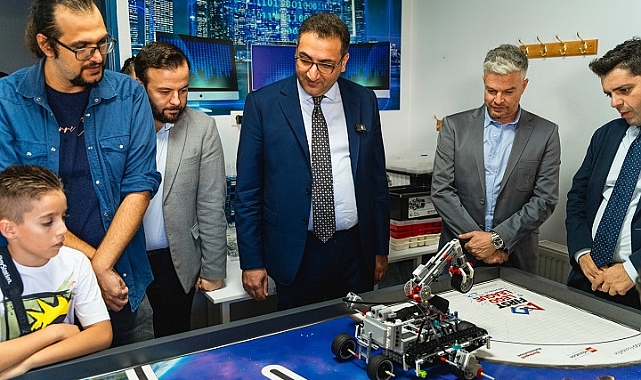 Balçovalı çocuklardan can kurtaracak robot