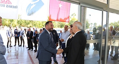 Başkan Mustafa Turan Muhtarlar Günü’nü Kutladı