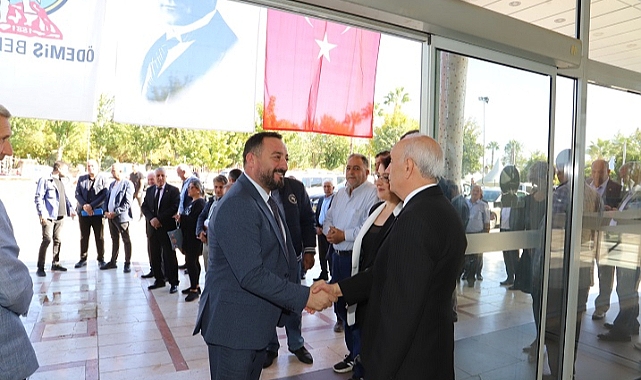 Başkan Mustafa Turan Muhtarlar Günü’nü Kutladı