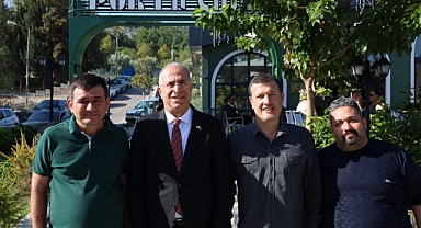 Başkan Ünal Işık’la Porta Cafe’de doğruya doğru…
