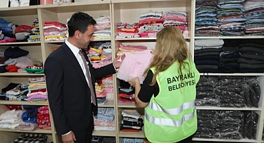 Bayraklı'da sosyal market açıldı