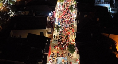 Çeşme’de görkemli 29 Ekim kutlamaları