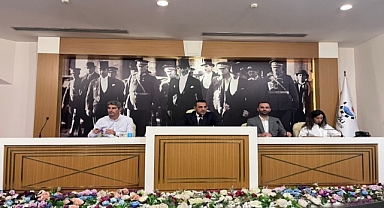 Çiğli’de Gündem Borçlar ve Çöpler