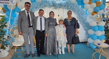 Ekrem, erkekliğe ilk adımı attı