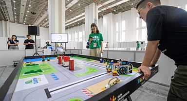 İzmir, 2024 Dünya Robot Olimpiyatı Finaline Hazırlanıyor