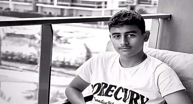 İzmir'de Motosiklet Kazasında 14 Yaşındaki Sürücü Öldü