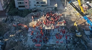 İzmir Depreminde Yıkılan Bina Davası Sürüyor