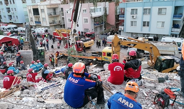 İzmir'i sarsan depremin üzerinden dört yıl geçti